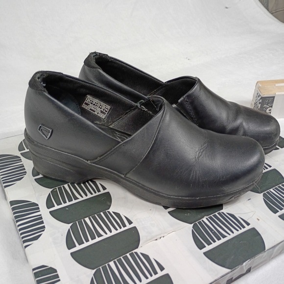 KEEN Kaci Black Full Grain Leather Slip On Clogs Shoes Womens 7 Nurse Work - Picture 4 of 9